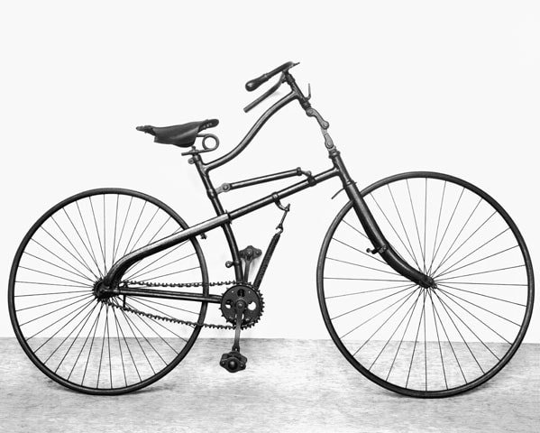 The history of bicycle suspension